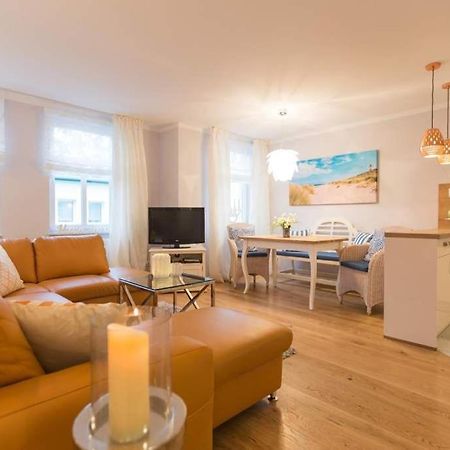 ゼーバート・ヘリングスドルフHaus Am Kurpark, App Ahlbeckアパートメント エクステリア 写真