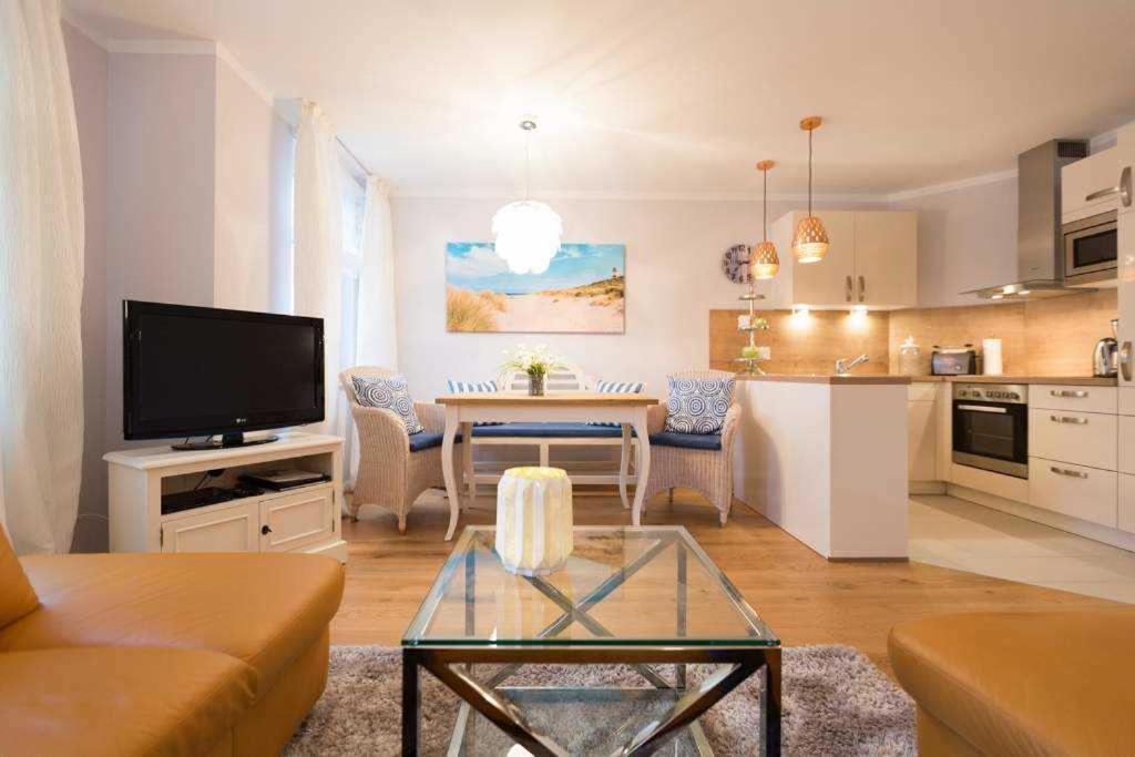 ゼーバート・ヘリングスドルフHaus Am Kurpark, App Ahlbeckアパートメント エクステリア 写真