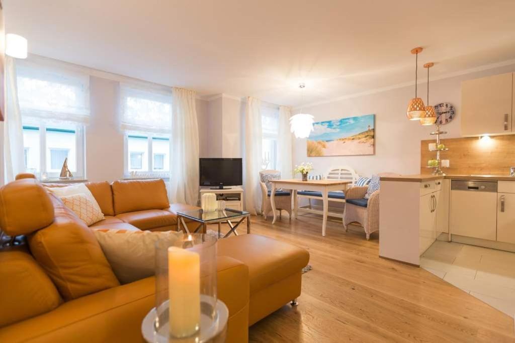 ゼーバート・ヘリングスドルフHaus Am Kurpark, App Ahlbeckアパートメント エクステリア 写真