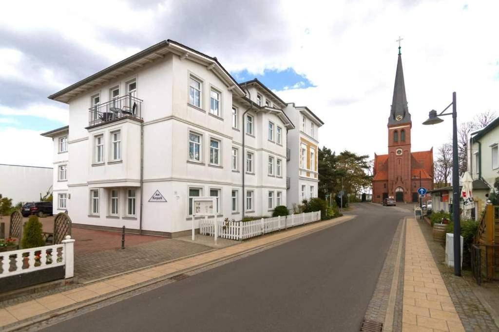 ゼーバート・ヘリングスドルフHaus Am Kurpark, App Ahlbeckアパートメント エクステリア 写真
